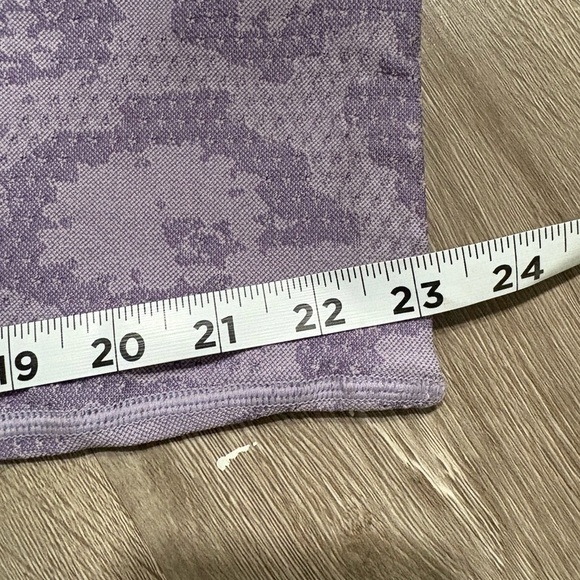 Under Armour Lavender Patterned Leggings - Picture 3 of 6